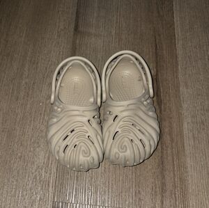 Crocs pollex Clogs by salehe bembury 7c, sold out style